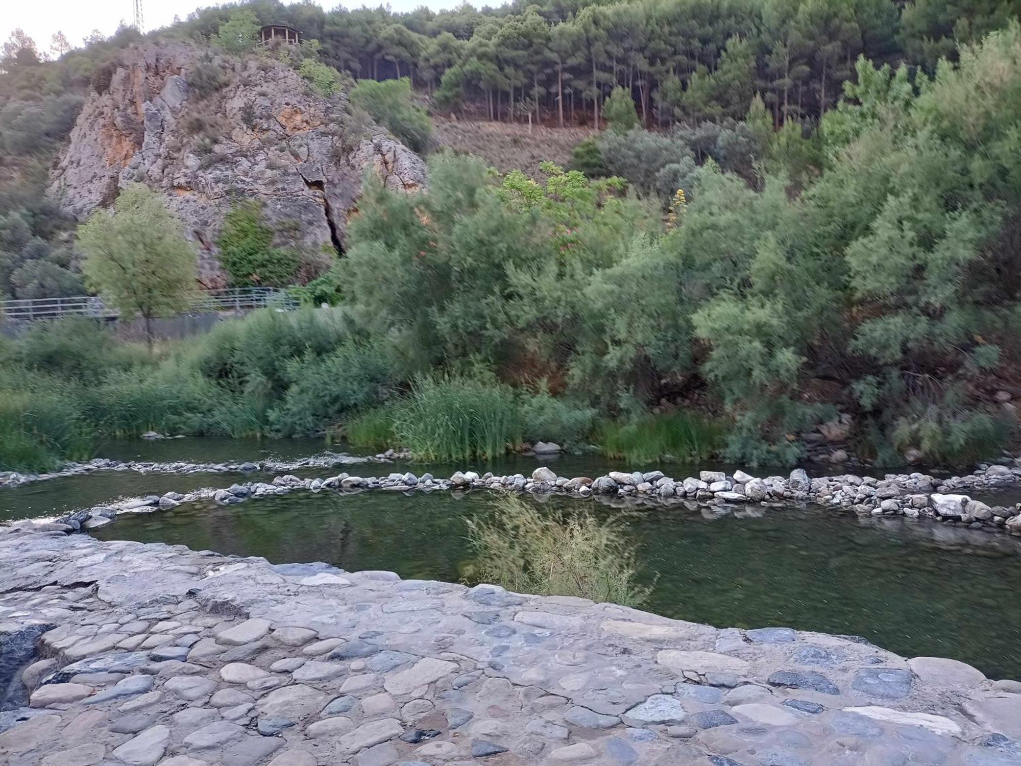 El Mirador Del Rio De Arnedillo Apartment Luaran gambar